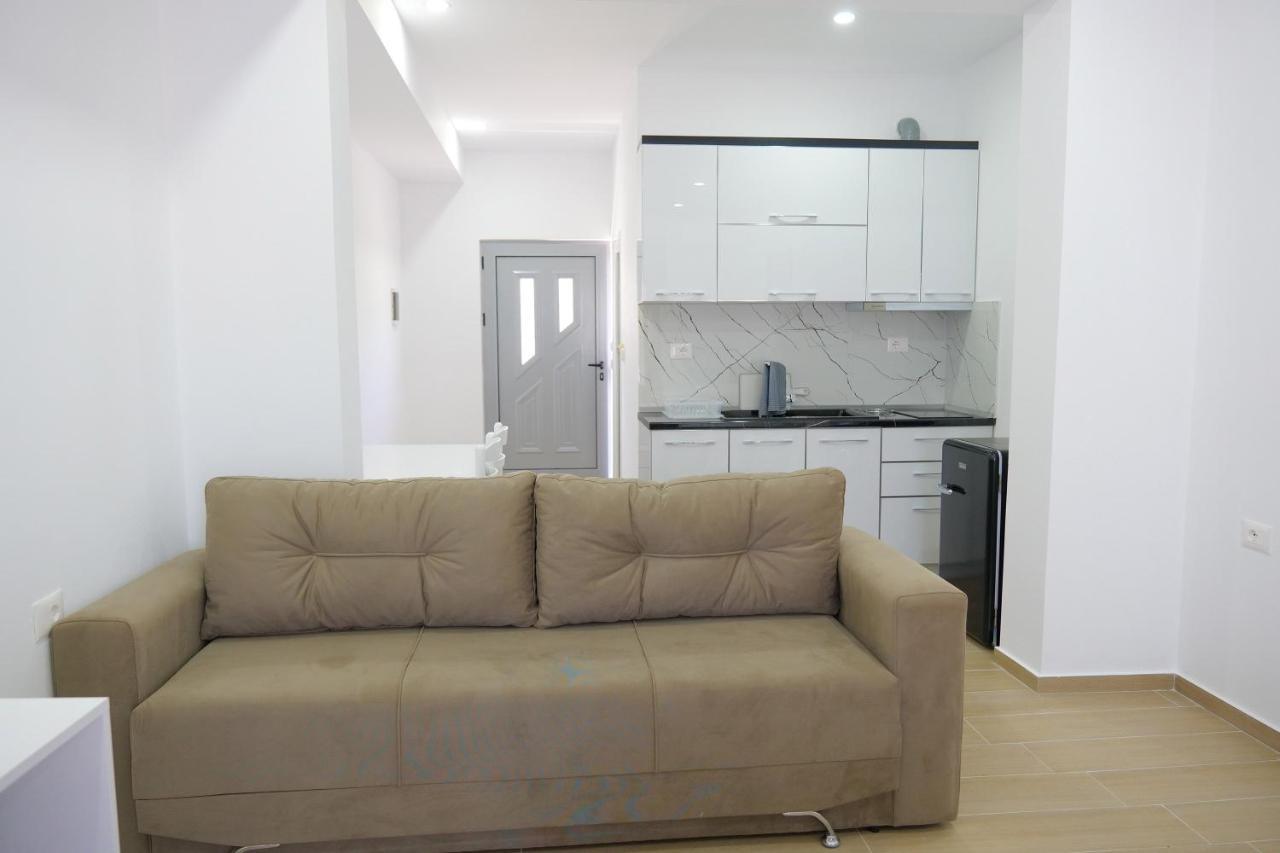 Iljo Apartments Ksamil Kültér fotó