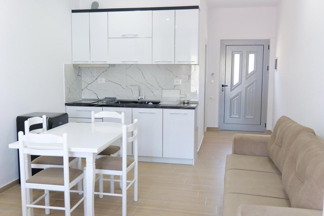 Iljo Apartments Ksamil Kültér fotó