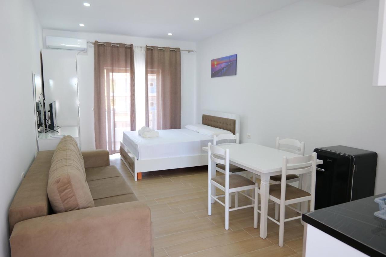 Iljo Apartments Ksamil Kültér fotó