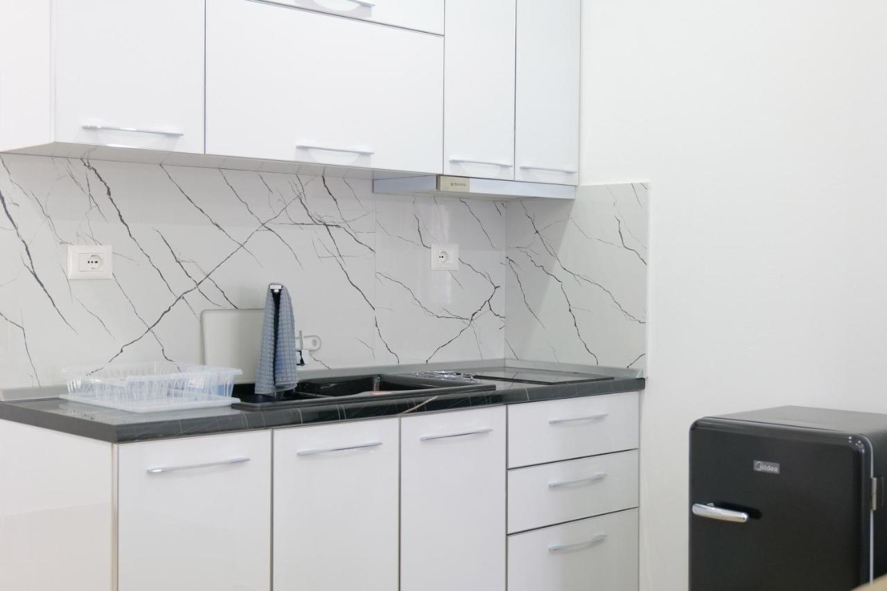 Iljo Apartments Ksamil Kültér fotó